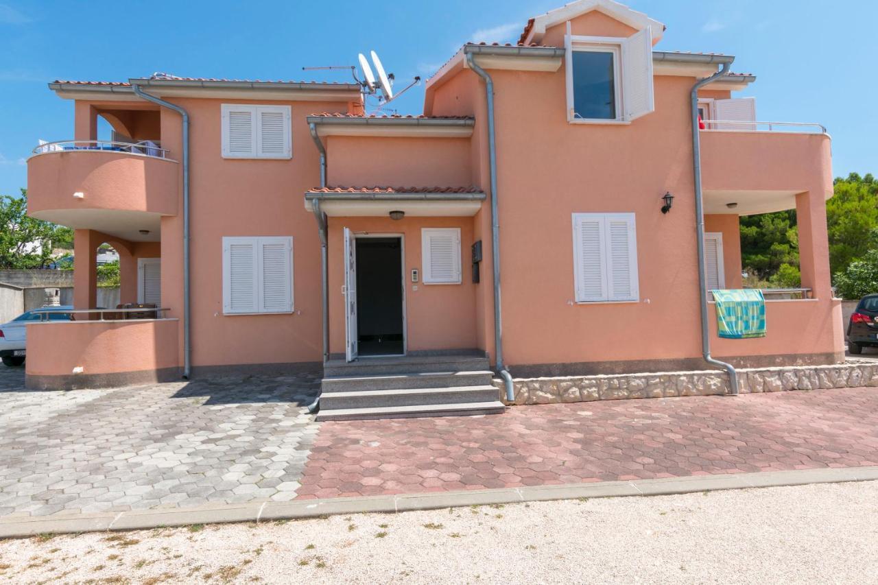 Apartment Zdravka Primosten Bagian luar foto